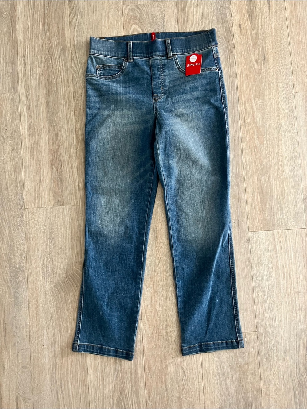 NWT Spanx Women’s Ankle Straight Leg Jeans Vintage Indigo Medium Wash Denim SP - Picture 2 of 10